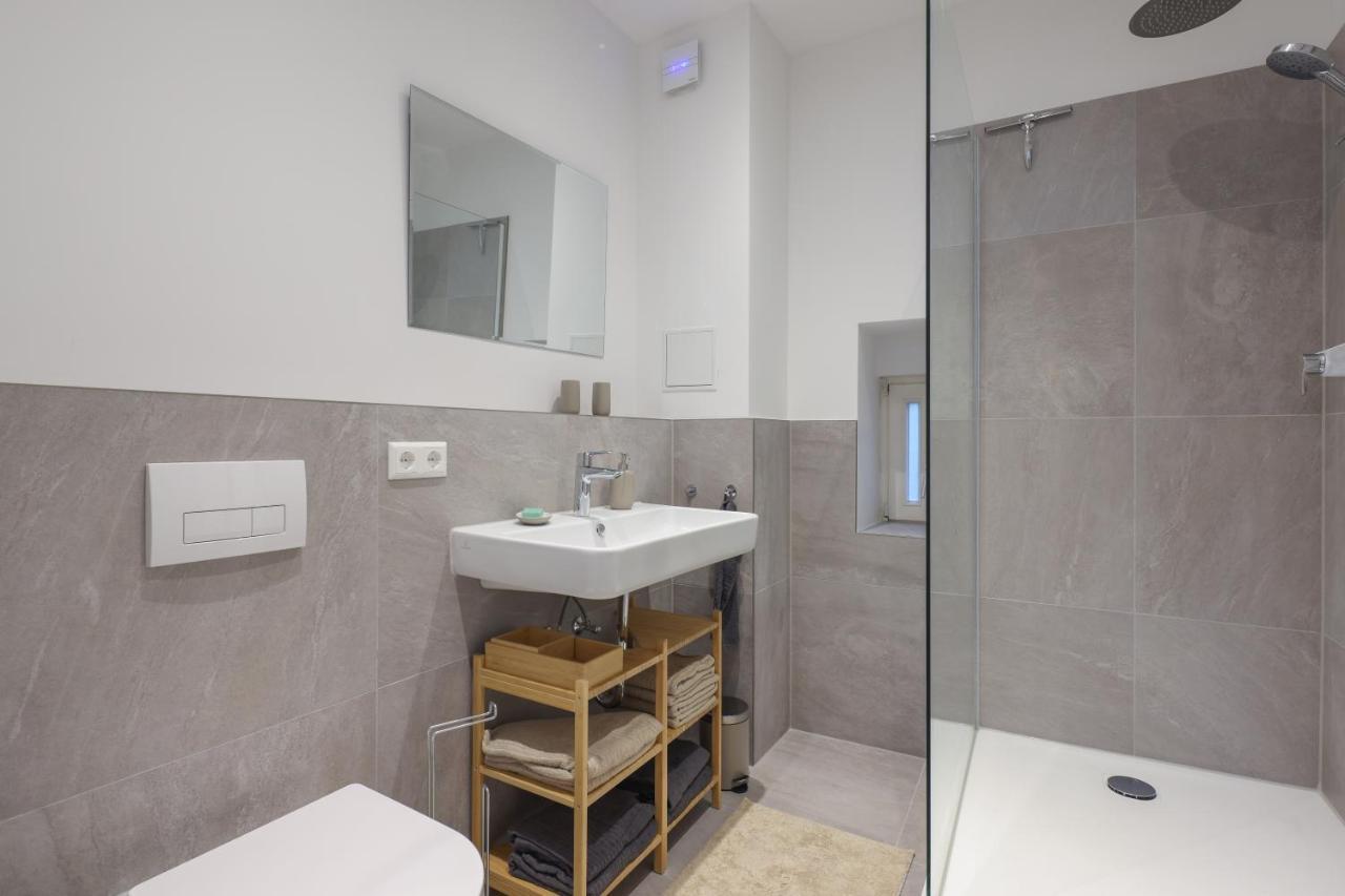 Neue 2-Zi-Apartment 15 Min Entfernung Zum Hbf Und Brandenburger Tor Berlín Exterior foto